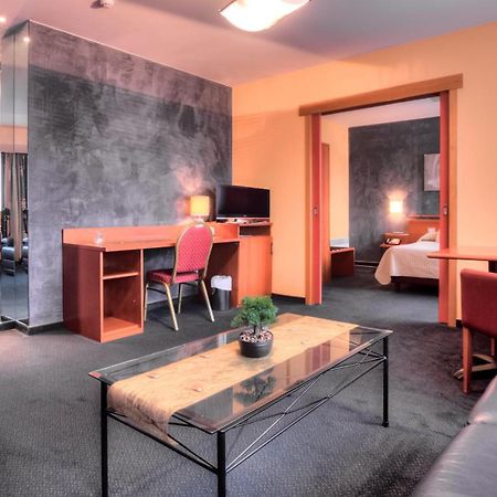 Hotel Tristar La Louvière Quarto foto